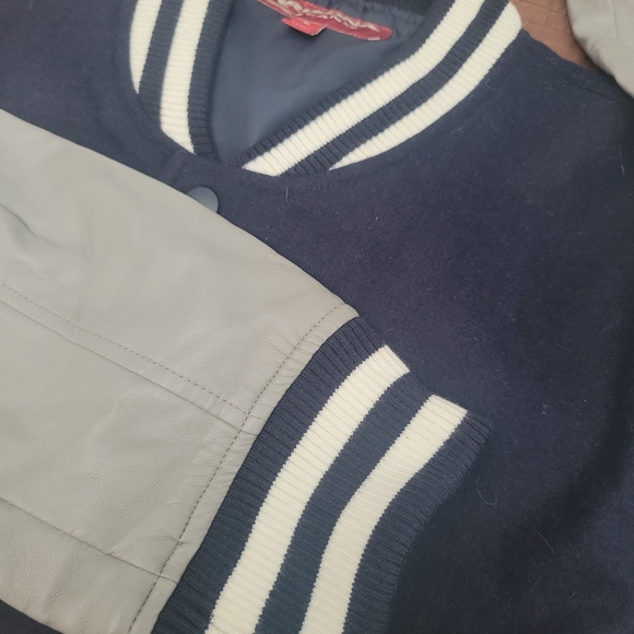 Varsity Jacket XL child (NEW) - Picture 14 of 16